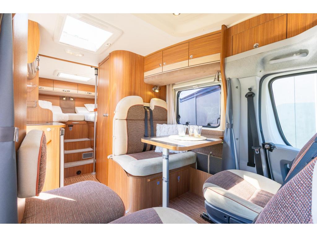 Adria Compact 600 SL ENKELE BEDDEN TOPSTAAT, Luifel, Standaard zit, Ringverwarming, Fiat