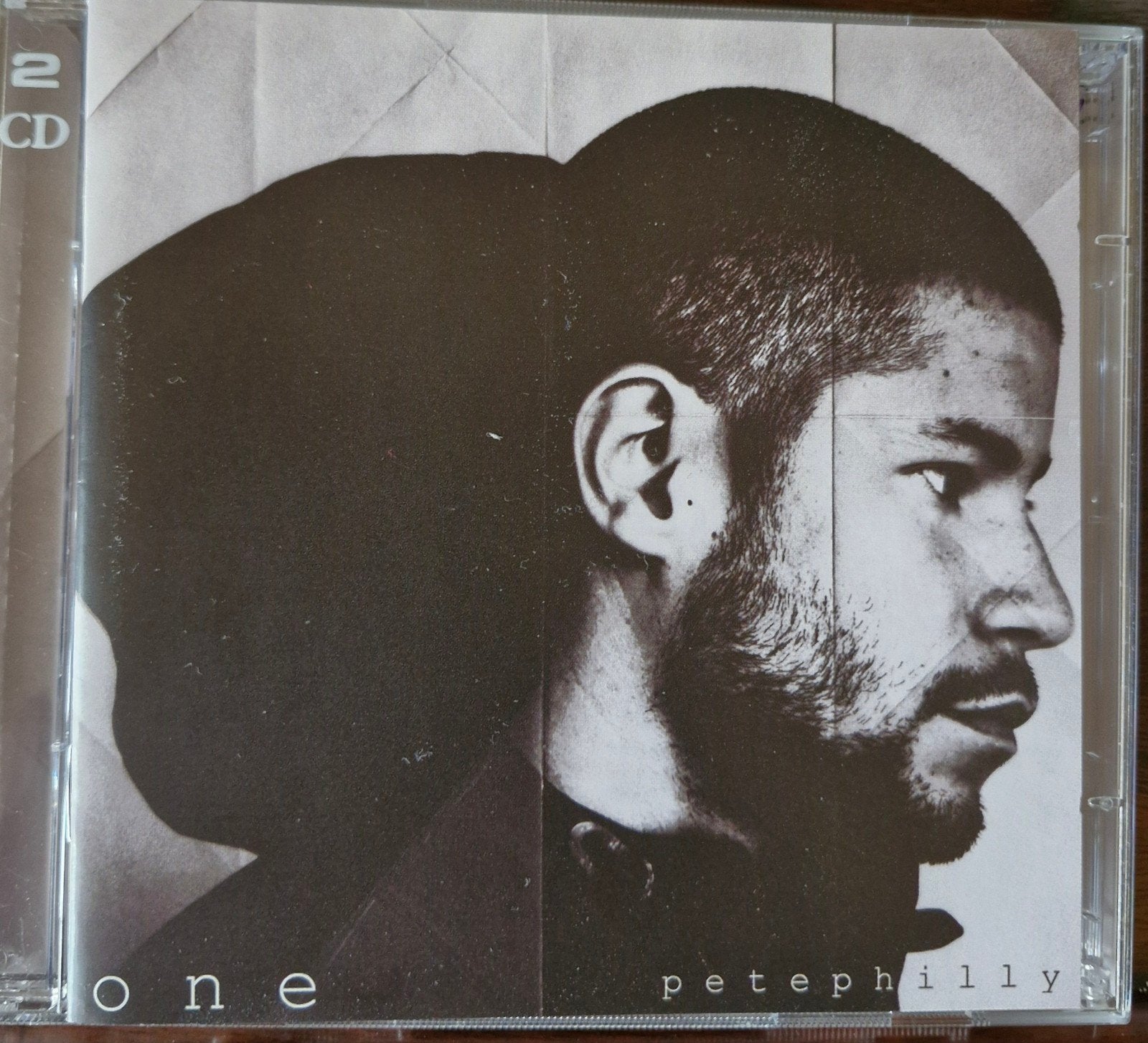 dubbel cd Pete Philly - One & bonus cd Open Loops. Ned. 2011, Cd's en Dvd's, Cd's | Hiphop en Rap, Zo goed als nieuw, Bonusmateriaal