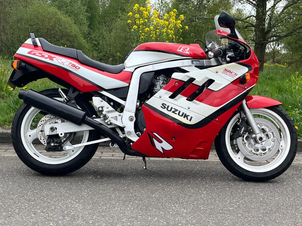 Suzuki GSX-R 750, Motoren, Motoren | Suzuki, 750 cc, 4 cilinders, Motorrijbewijs A, Gebruikt