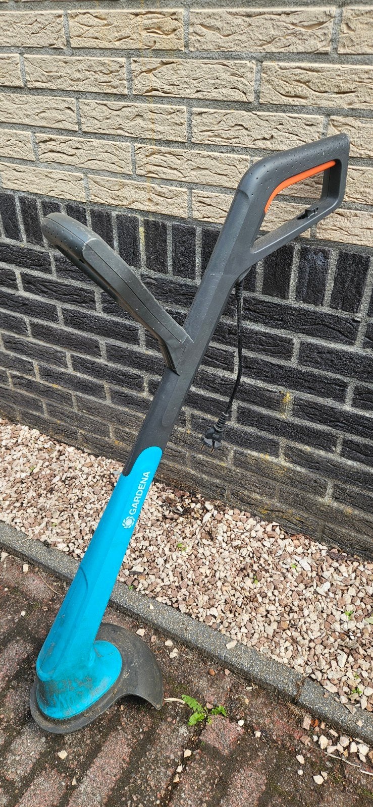 Gardena SmallCut 300/23 Grastrimmer - Elektrisch, Ophalen, Gebruikt, 10 tot 30 cm, Elektrisch