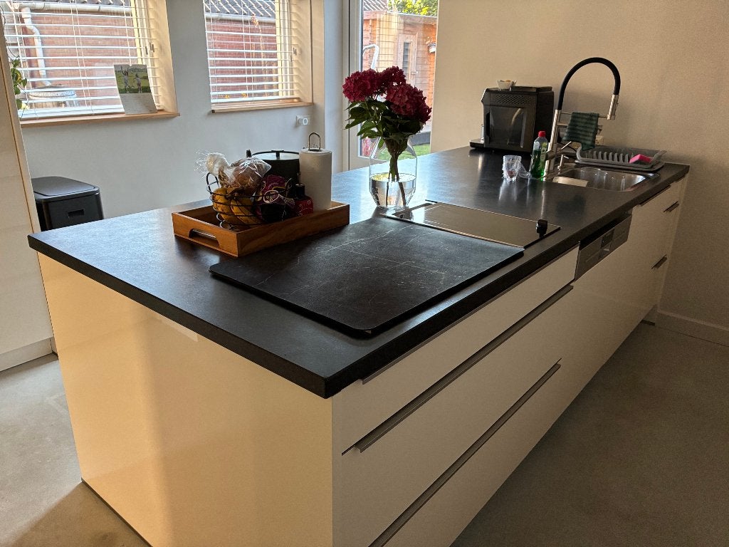 Complete Keuken (Nolte) met kookeiland en wandkast, Ophalen, Gebruikt, Wit, Composiet