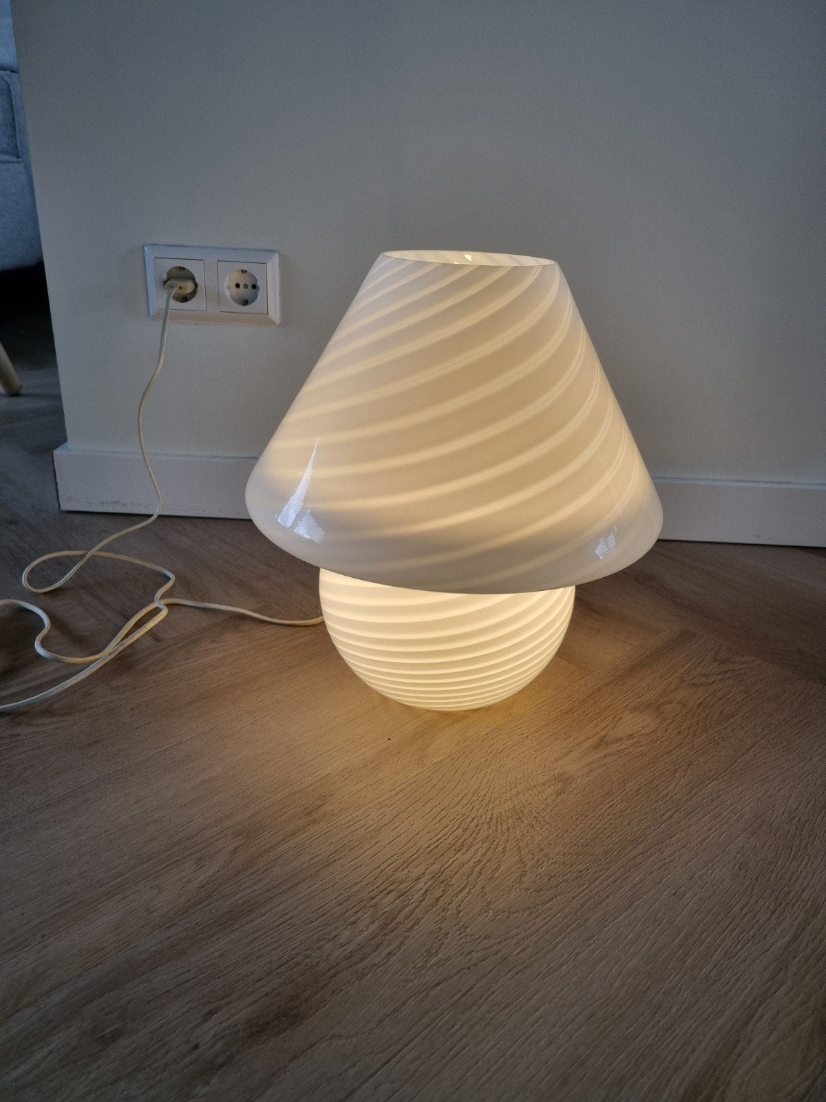Vetri Murano Paddenstoellamp Swirl Tafellamp Wit Glas, Huis en Inrichting, Vintage, Paddenstoellamp, Wit, Ophalen of Verzenden