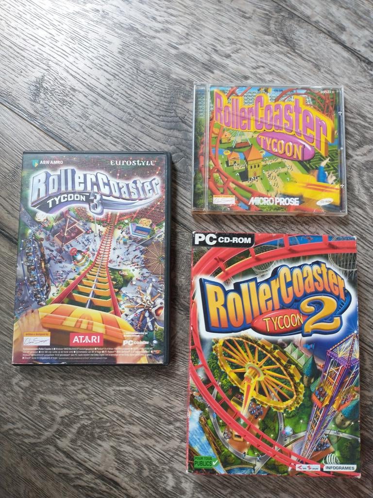 RollerCoaster Tycoon 1, 2 en 3 PC CD-ROM Spellen Bundel, Spelcomputers en Games, Games | Pc, Gebruikt, Simulatie, 1 speler, Vanaf 3 jaar