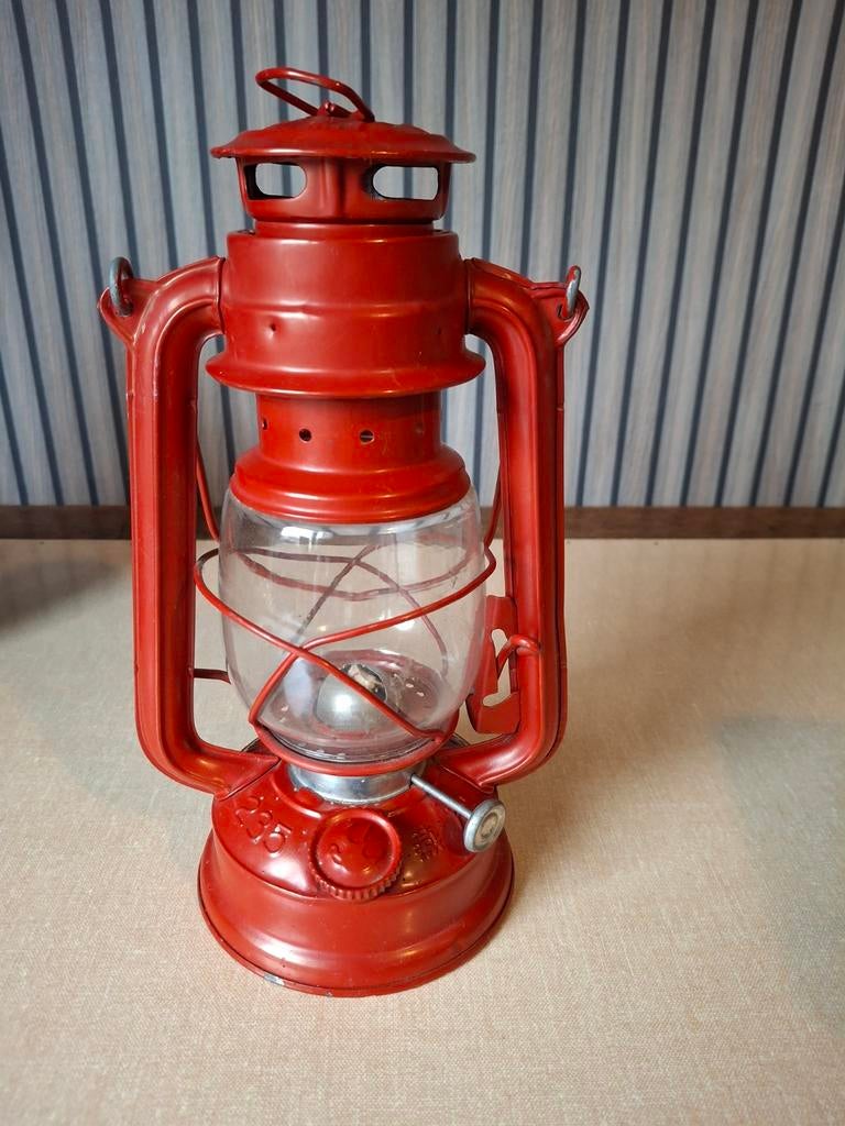 Rode stormlantaarns, Antiek en Kunst, Antiek | Lampen, Ophalen of Verzenden