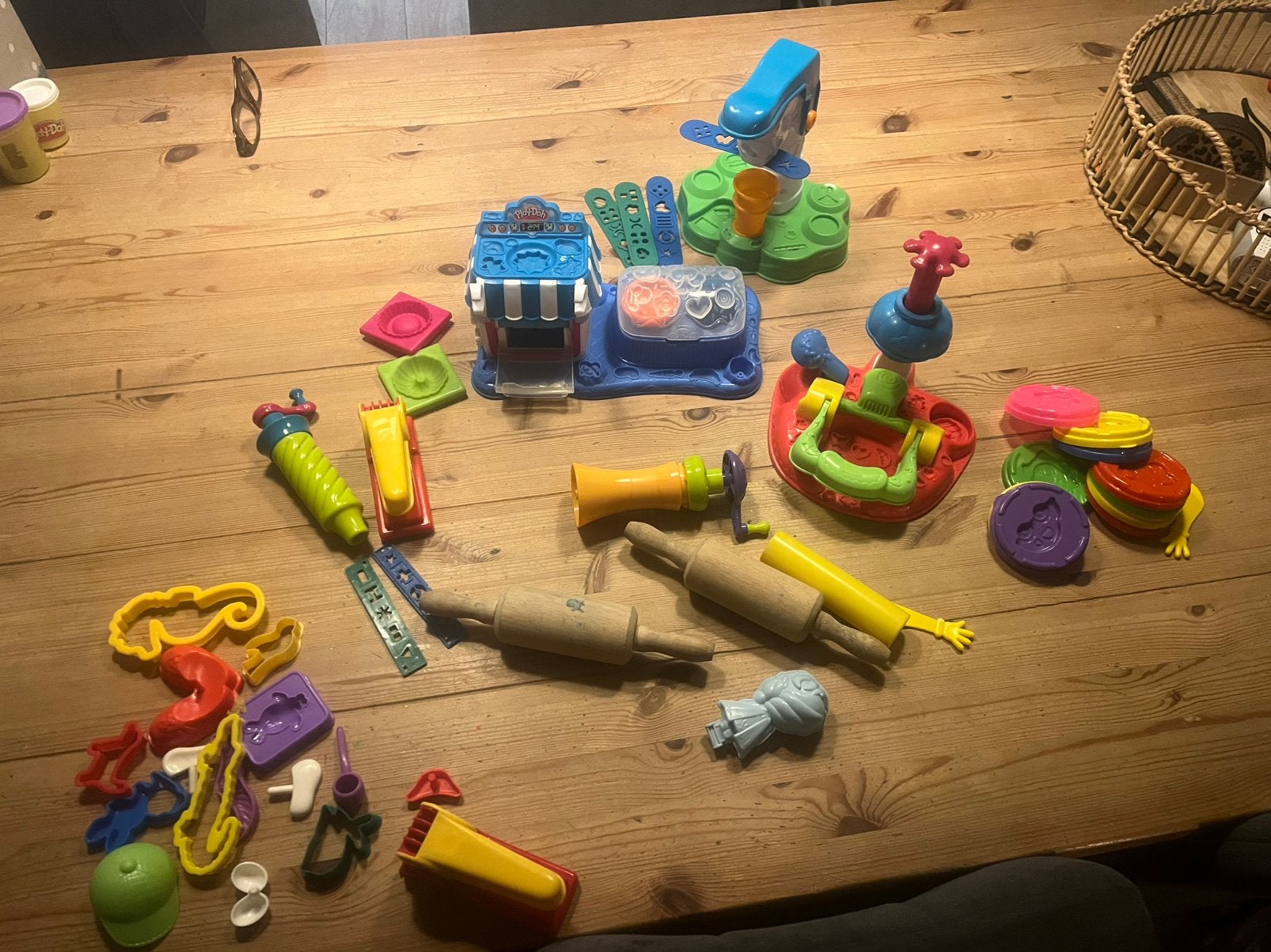 Play doh klei cake /oven, ijs maker en meer accessoires, Ophalen, Zo goed als nieuw