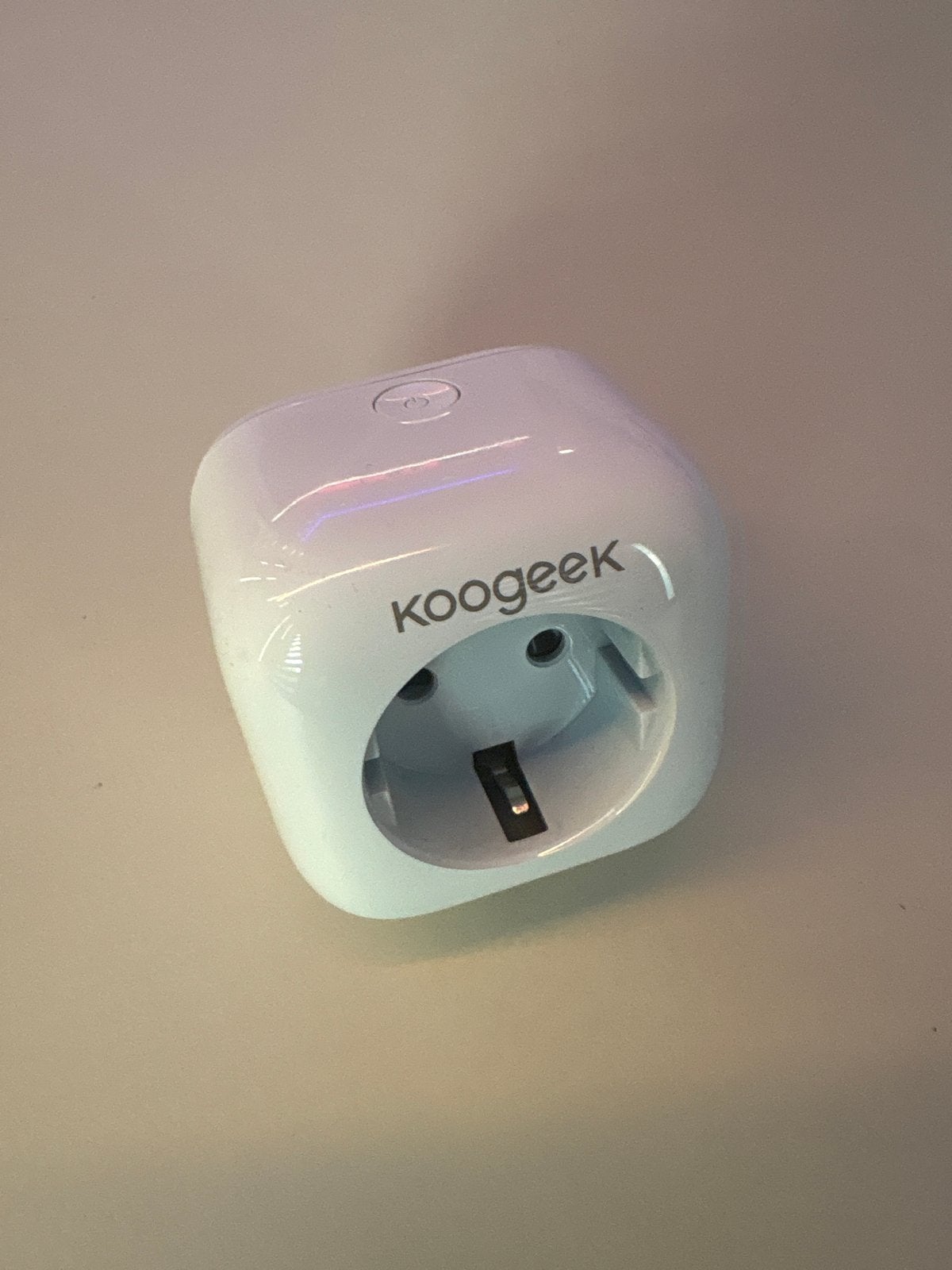 Koogeek Smart Plug - Apple HomeKit compatibel, Ophalen of Verzenden, Zo goed als nieuw, Overige merken, Stekkerdoos