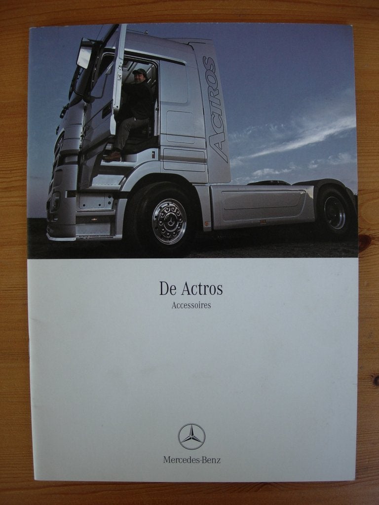 Mercedes Actros Accessoires Brochure 2003, Zo goed als nieuw, Mercedes-Benz, Mercedes, Ophalen of Verzenden