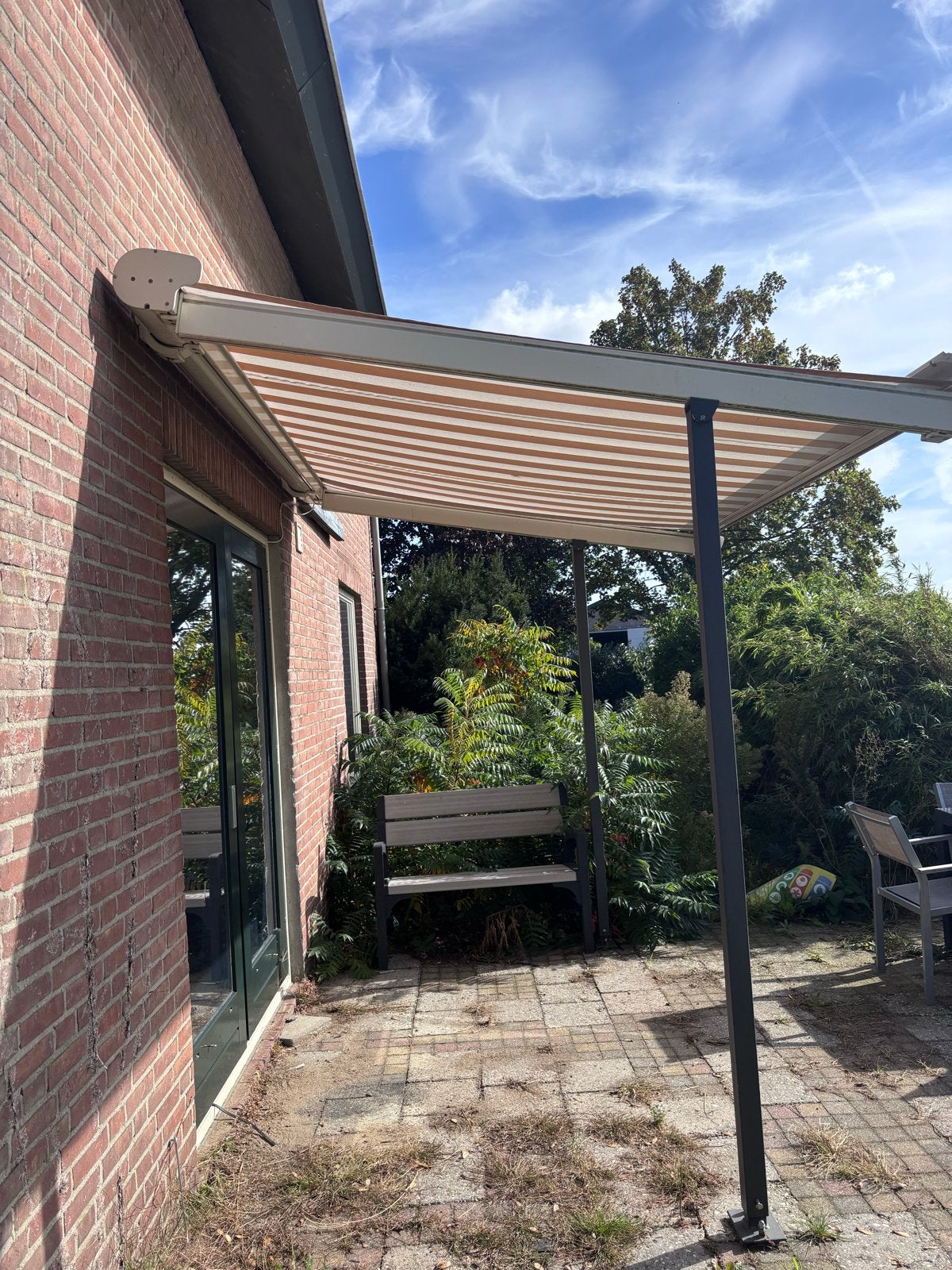 Pergola zonwering met gestreept doek, Tuin en Terras, Ophalen, Gebruikt, Overige typen, Elektrisch