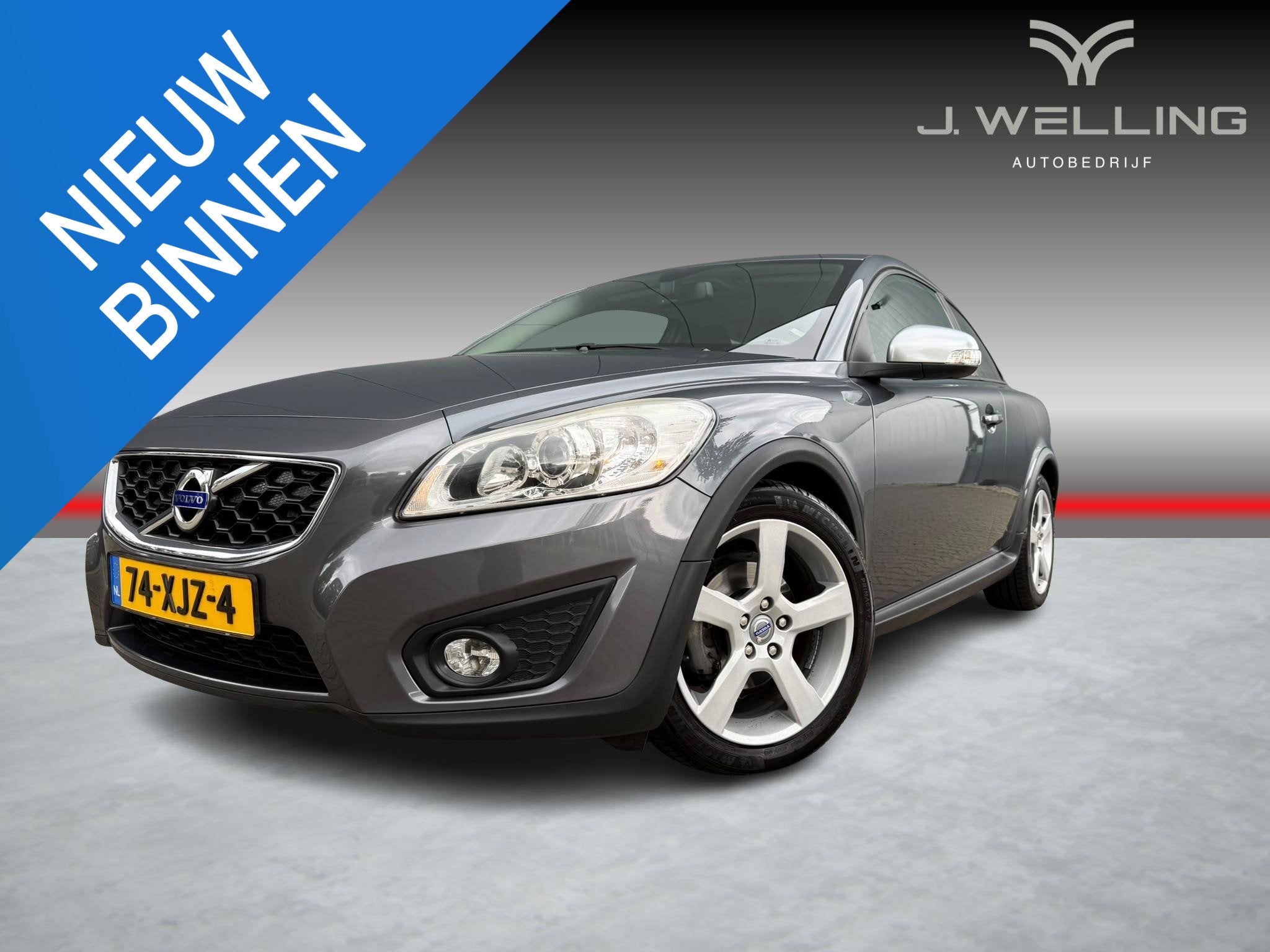 Volvo C30 1.6 D2 R-edition orig. Ned / 2e eig / UNIEK, Auto's, Volvo, Voorwielaandrijving, 28 km/l, Zwart, 4 cilinders