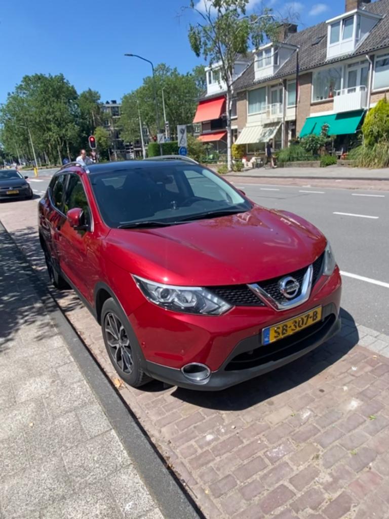 Nissan Qashqai 1.2 Dig-t 85KW 2WD CVT 2016 Rood, Automaat, 680 kg, 4 cilinders, Particulier