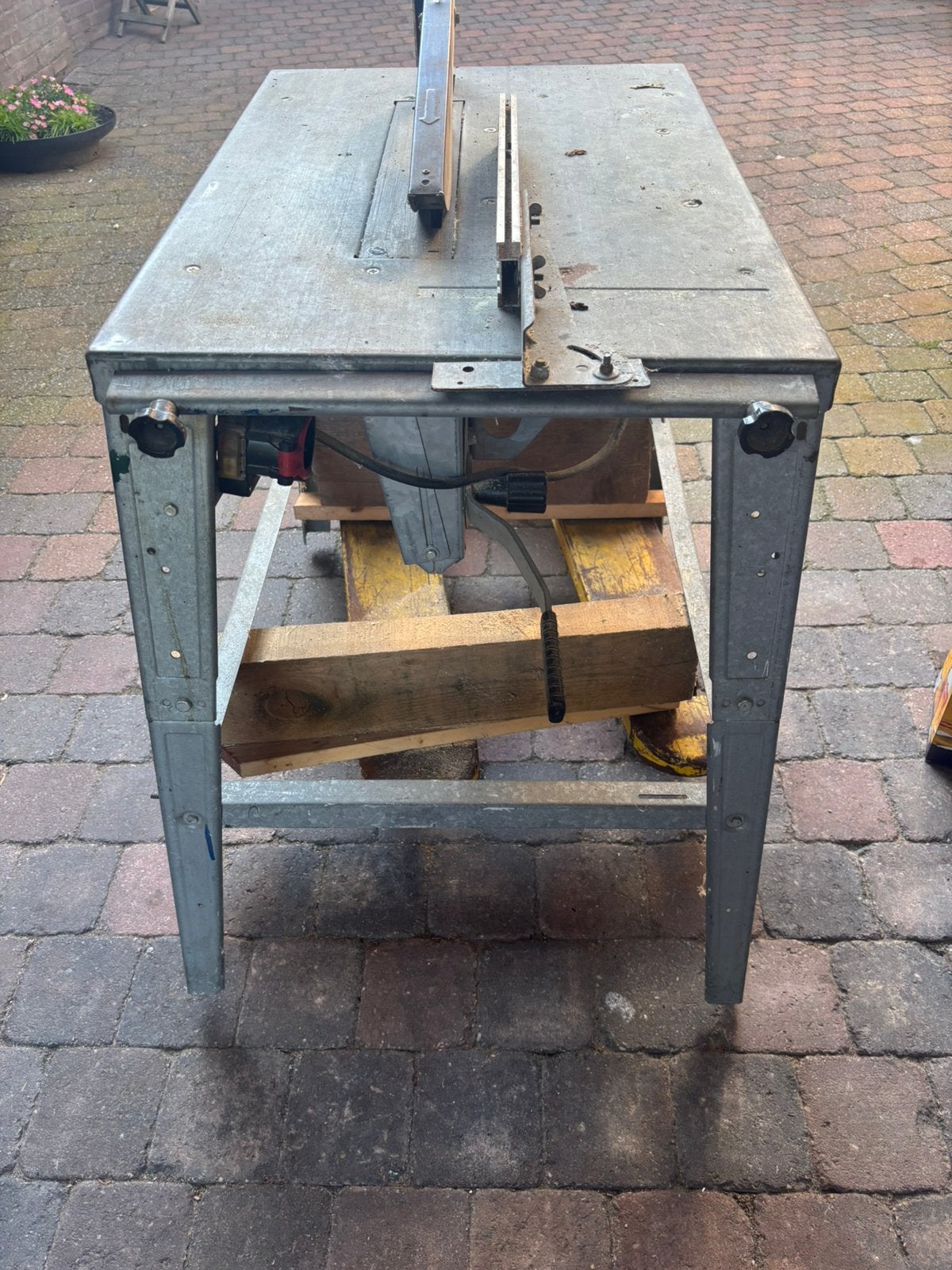 Zaagtafel, Ophalen, Cirkelzaag, Zo goed als nieuw, 30 tot 70 mm