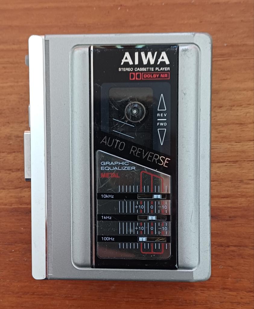 Retro AIWA Stereo Cassette Player uit begin jaren '90, Audio, Tv en Foto, Walkmans, Discmans en Minidiscspelers, Ophalen, Walkman