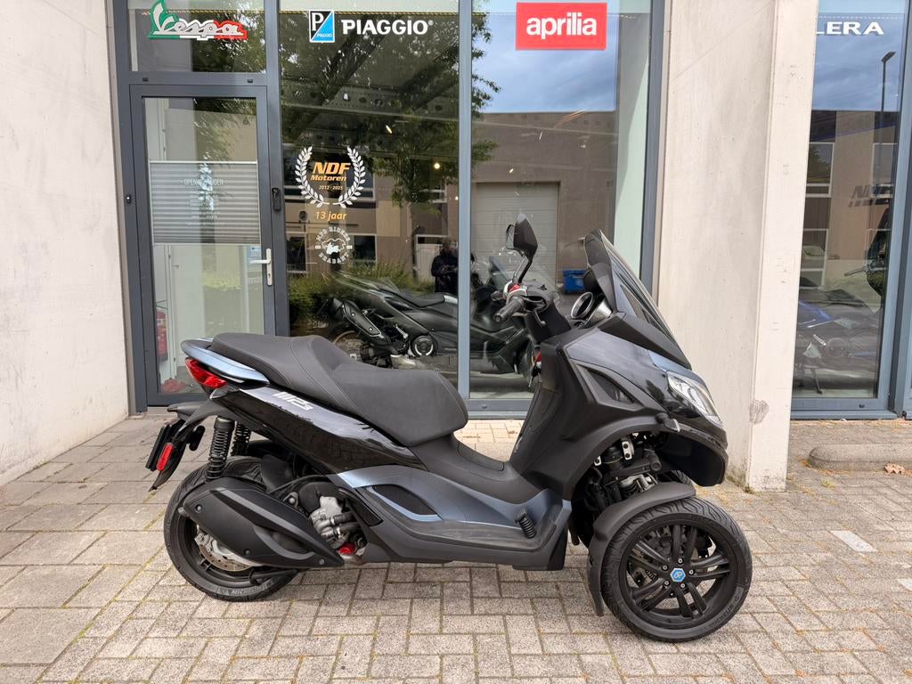 Piaggio mp3 300cc hpe autorijbewijs!, Motoren, Particulier, Scooter