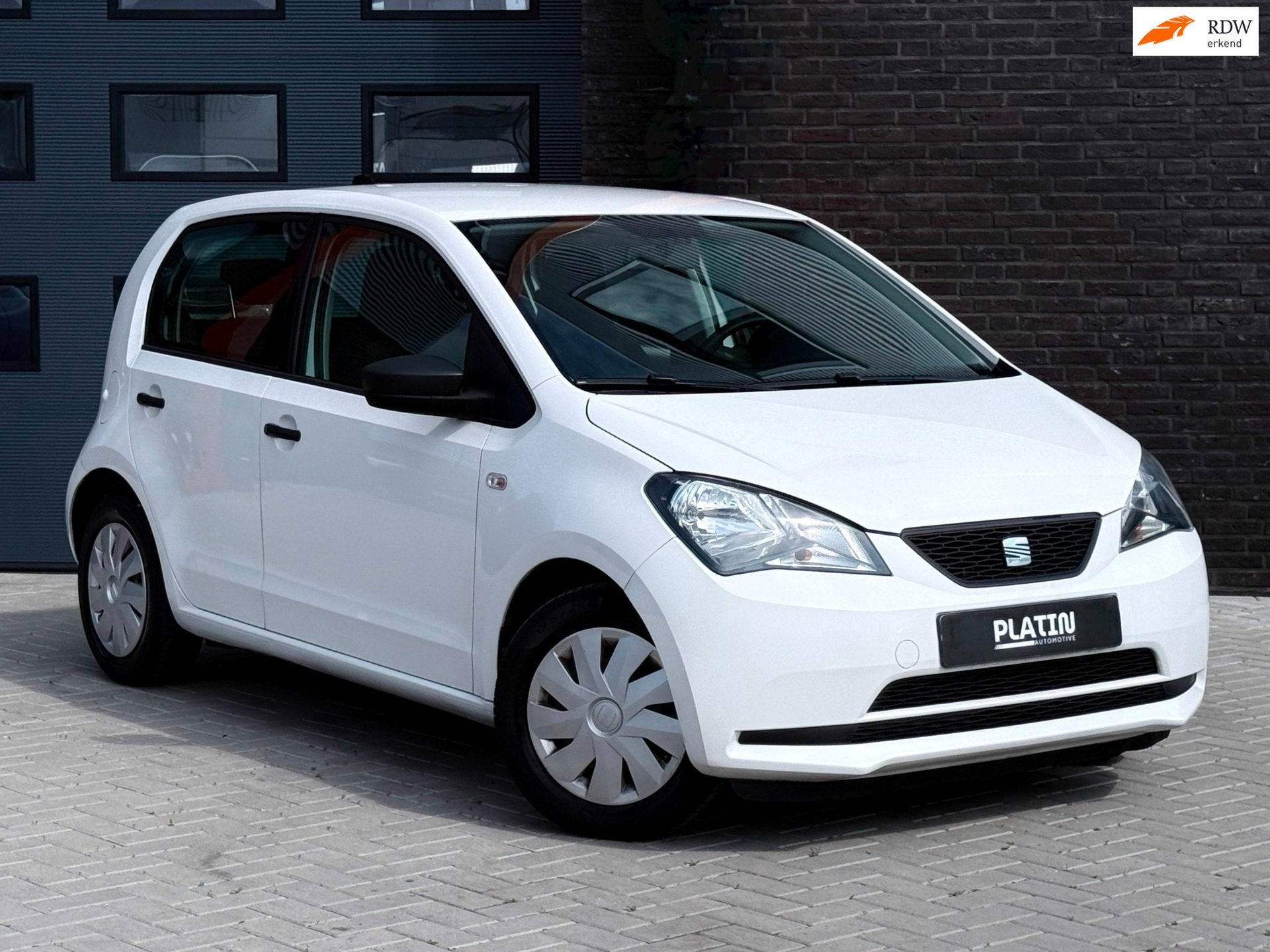 SEAT Mii