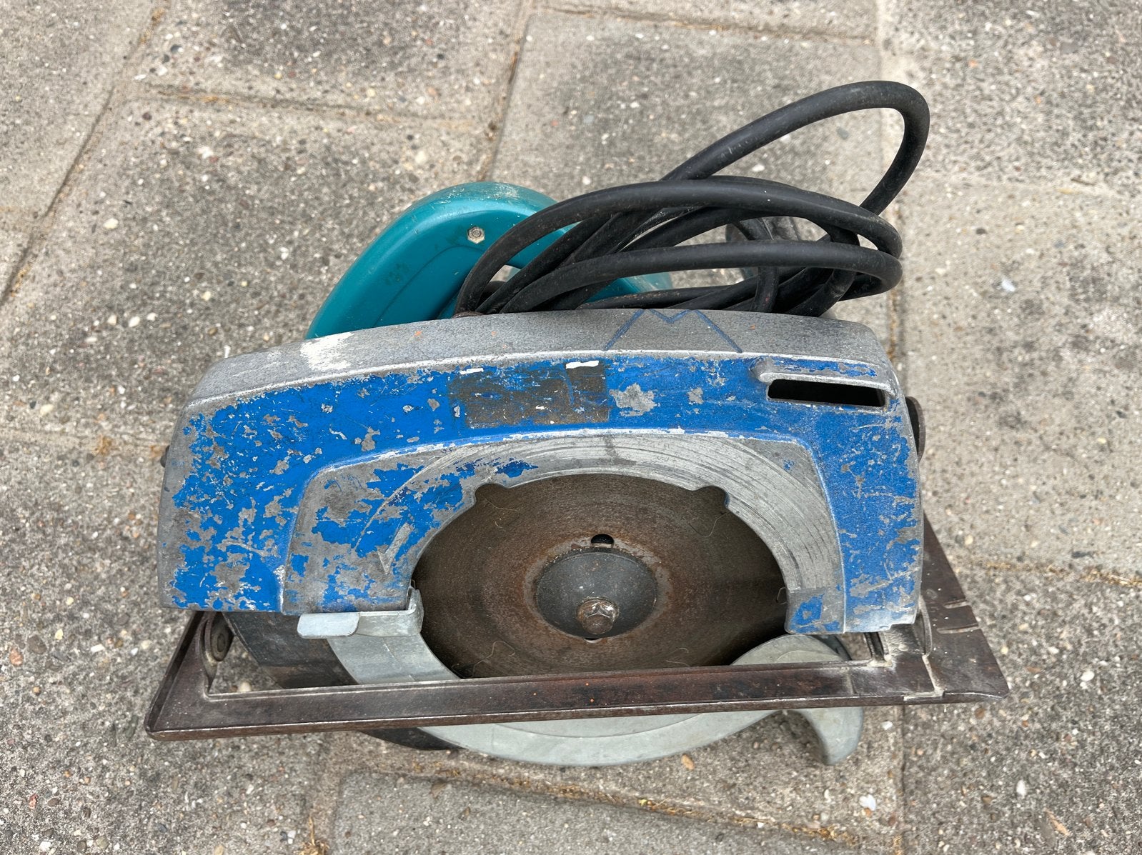 Makita 5900BR Cirkelzaag - 235mm - Gebruikt, Ophalen, Gebruikt, Cirkelzaag, 70 mm of meer