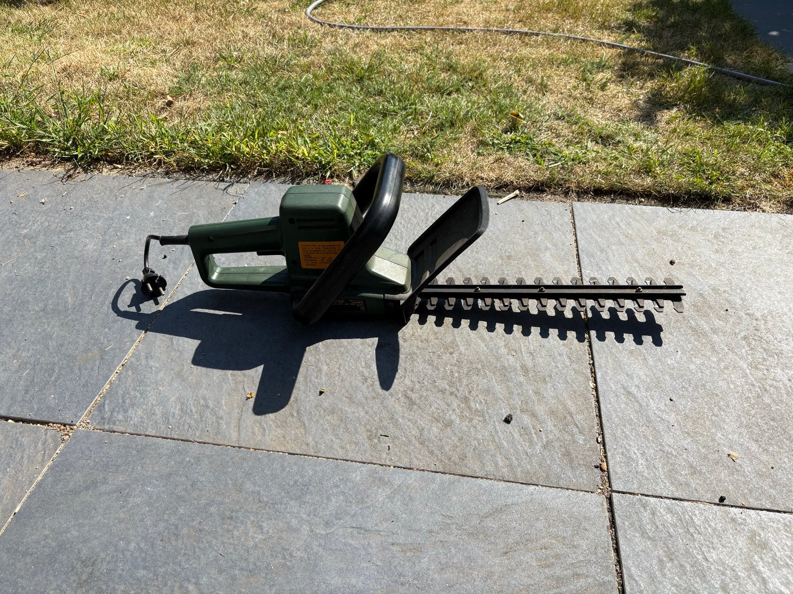 Black & Decker GT 201 Heggenschaar - 33 cm, Ophalen of Verzenden, Gebruikt, Elektrisch