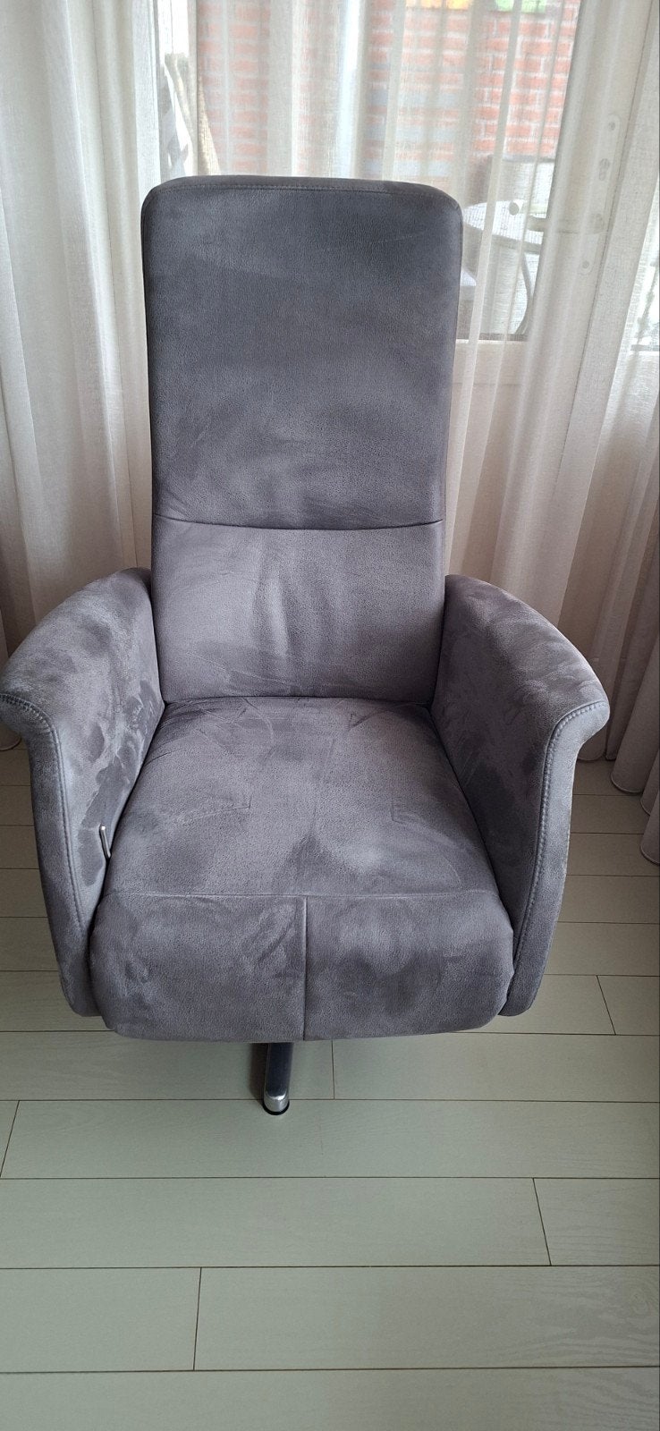 Comfortabele grijze relaxfauteui, Ophalen, Modern, Comfortabel, Gebruikt, Minder dan 75 cm