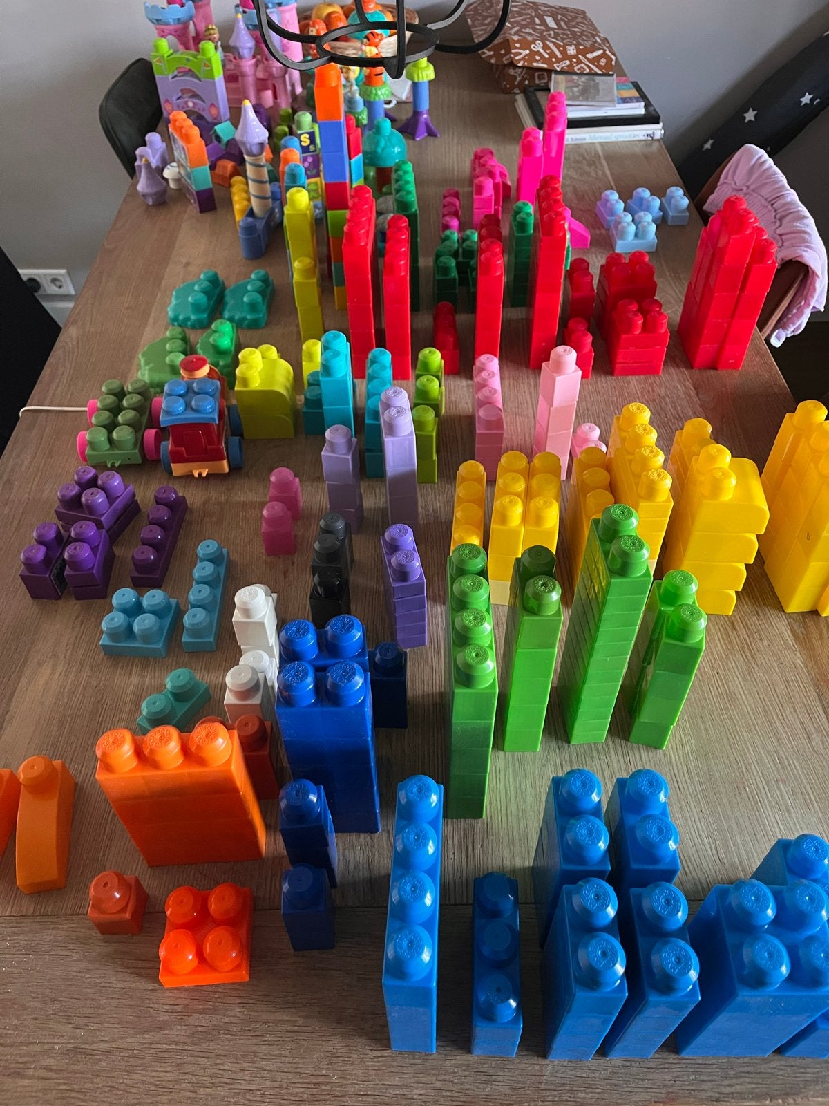 Ongeveer 250 bouwblokken - Mega Bloks en meer, Ophalen of Verzenden, Gebruikt, Megabloks