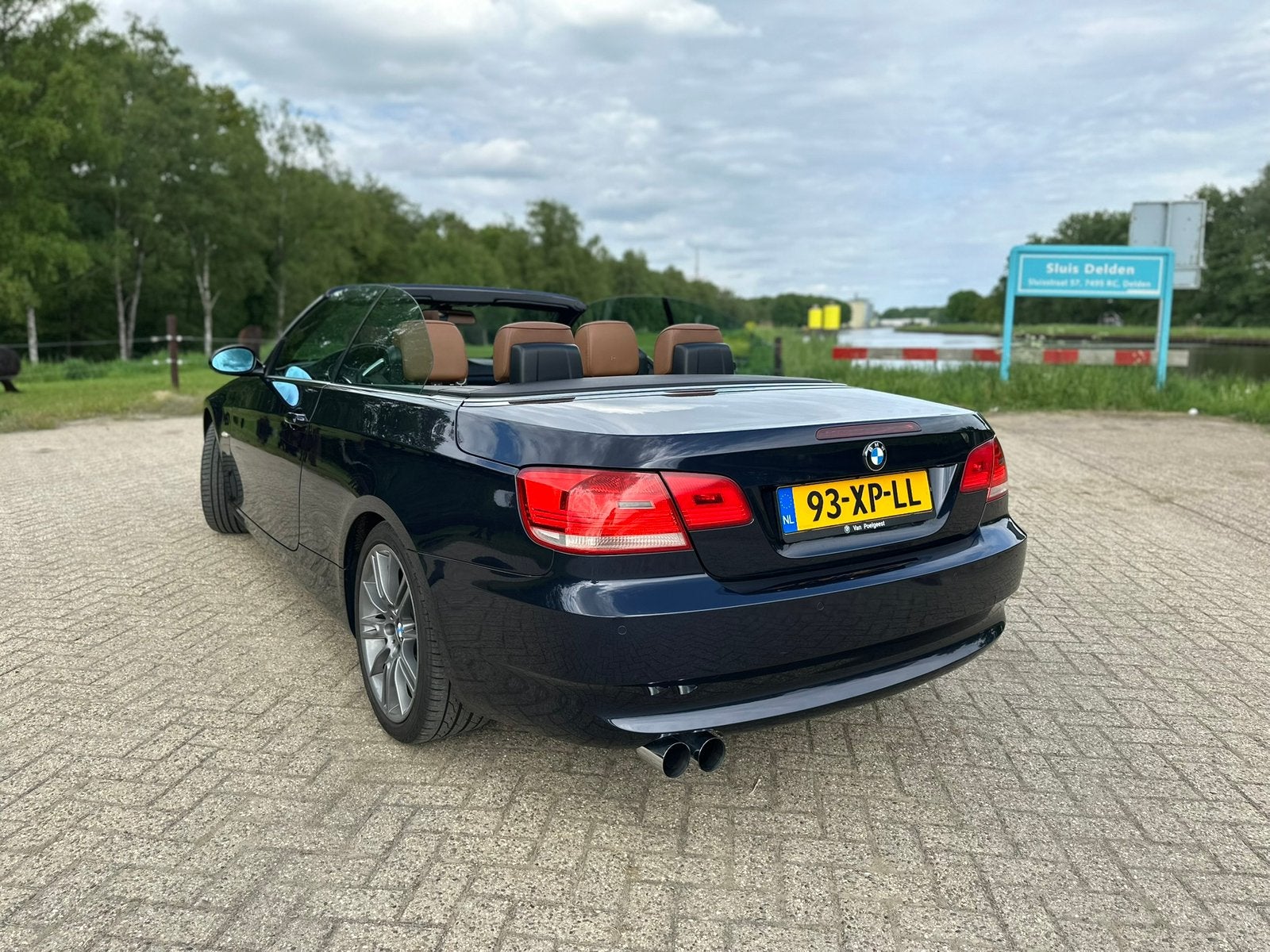 BMW Cabrio 325i | Dealer OH | Youngtimer | M-perf uitlaat, Auto's, 13 km/l, Dealer onderhouden, Achterwielaandrijving, Euro 6