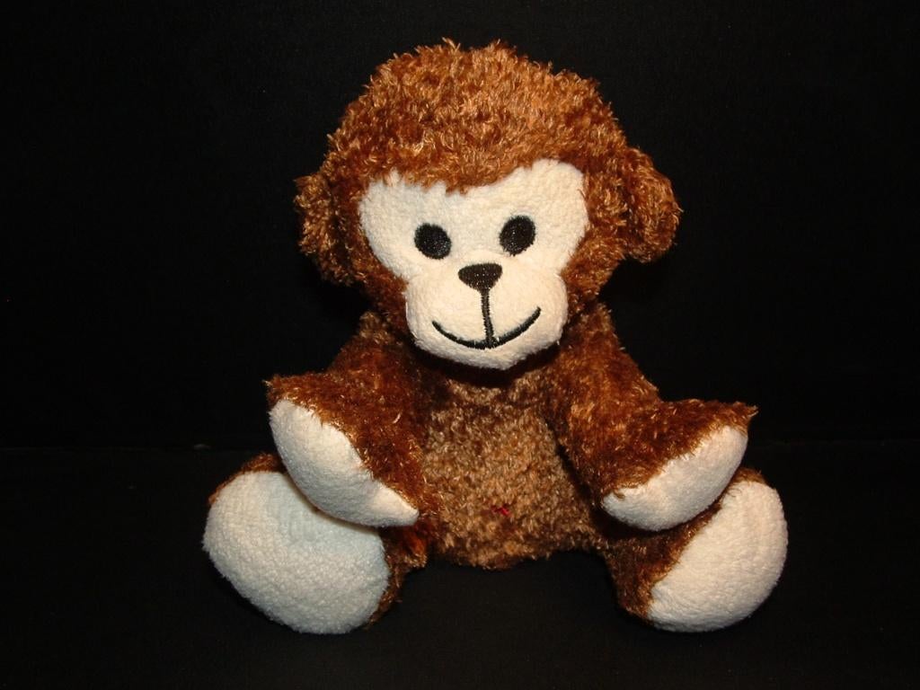 HEMA AAP ZITTEND PLUCHE BRUIN MET ROOMWIT VELOURS SNUITJE, Kinderen en Baby's, Speelgoed | Knuffels en Pluche, Nieuw, Overige typen