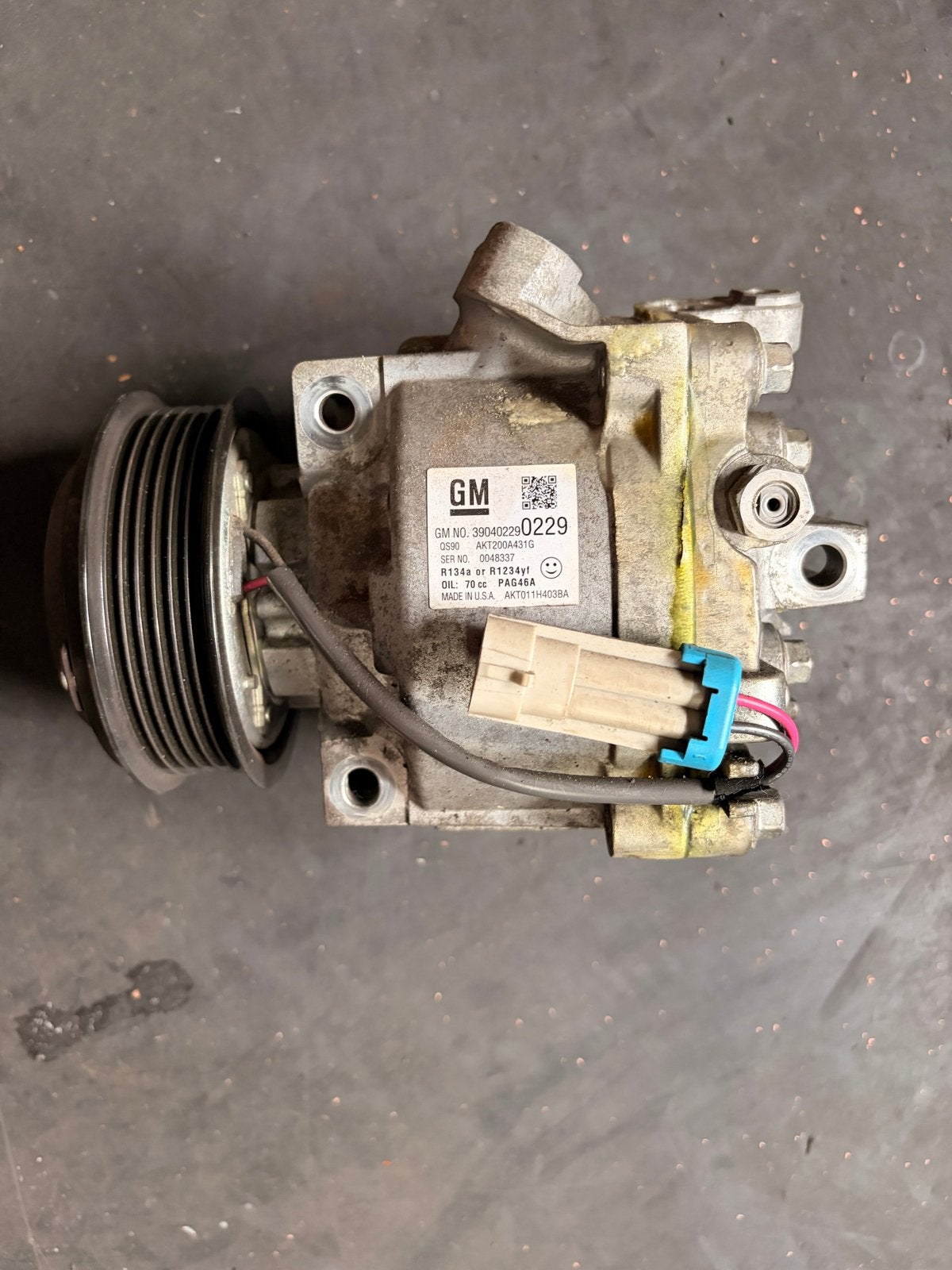 Originele Aircocompressor (QS90) – Onderdeelnummer 39040229, Ophalen, Gebruikt, Chevrolet