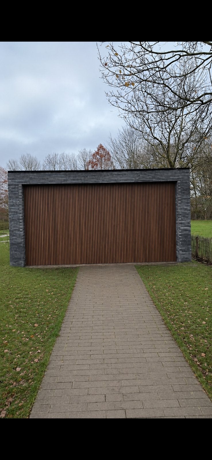 Nieuwe garagedeur, Ophalen, Metaal, 120 cm of meer, 215 cm of meer
