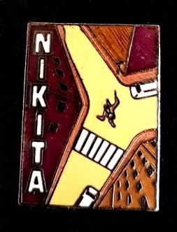 Nikita film pin, Verzenden, Nieuw, Figuurtje, Speldje of Pin