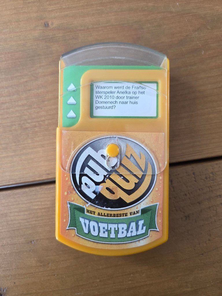Pubquiz Het Allerbeste van Voetbal – Nova Carta Pocketgame, Vijf spelers of meer, Ophalen of Verzenden, Zo goed als nieuw, Nova Carta