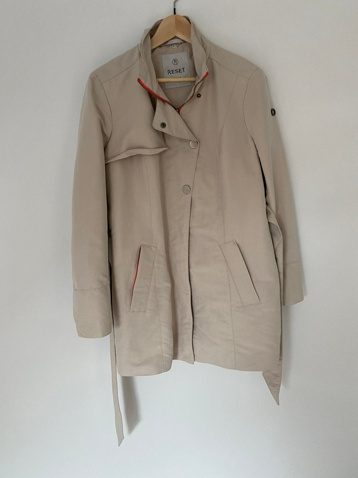 Lange beige jas, tussendoor jas, zomerjas, Verzenden, Zo goed als nieuw, Maat 42/44 (L), Beige