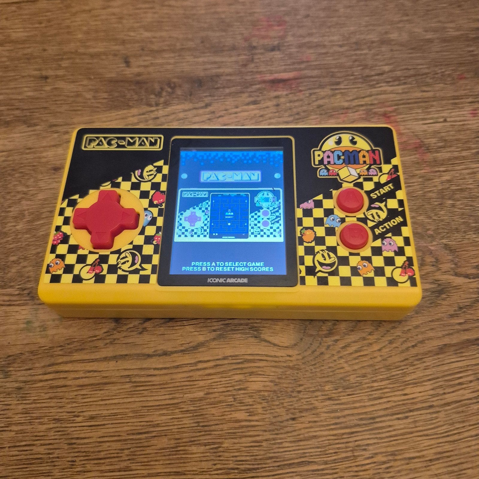 Pac-Man Iconic Arcade Mini Handheld Game Console, Ophalen of Verzenden, Overige merken, Zo goed als nieuw