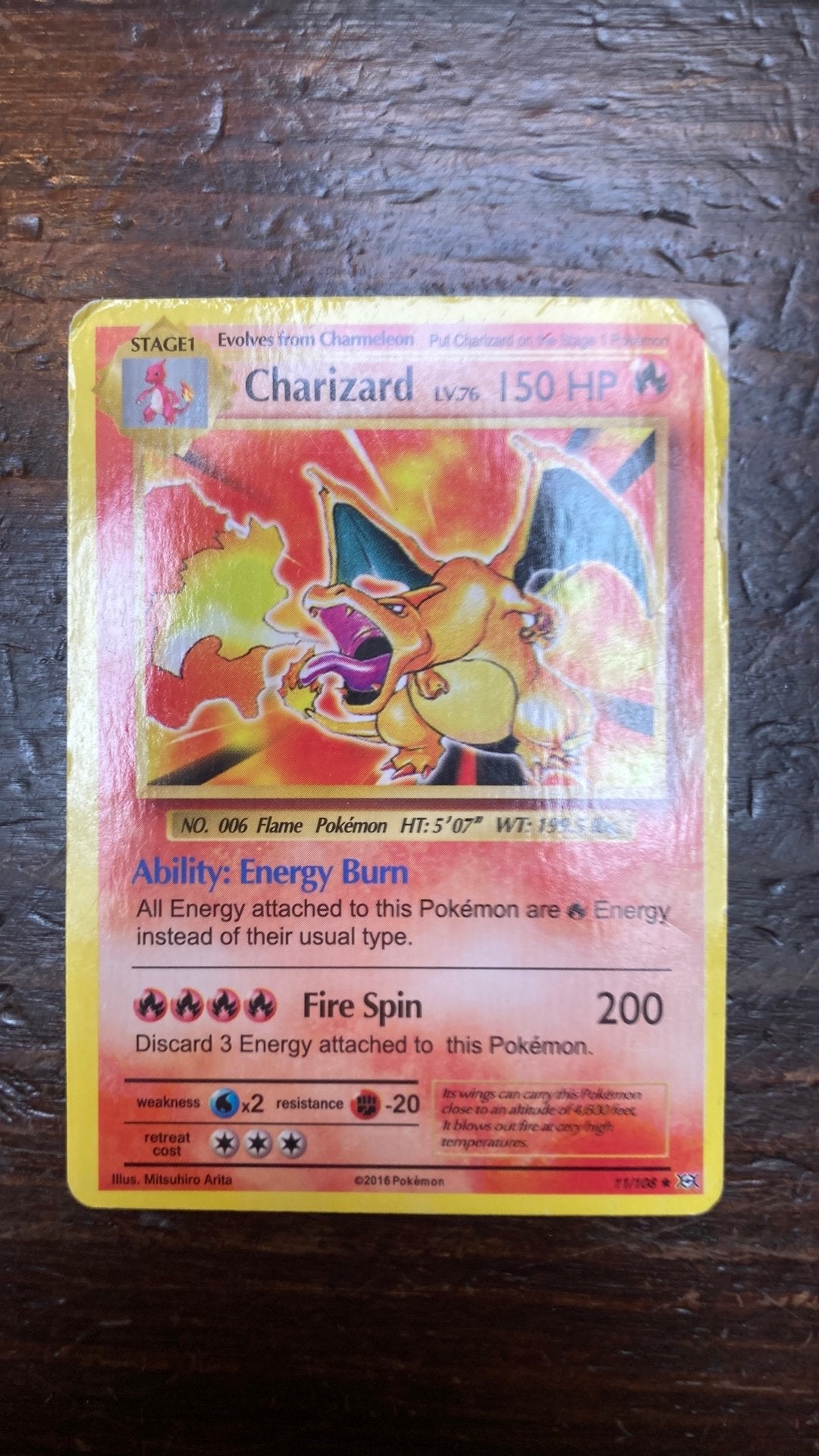 Pokemon kaart charizard, Ophalen of Verzenden, Zo goed als nieuw
