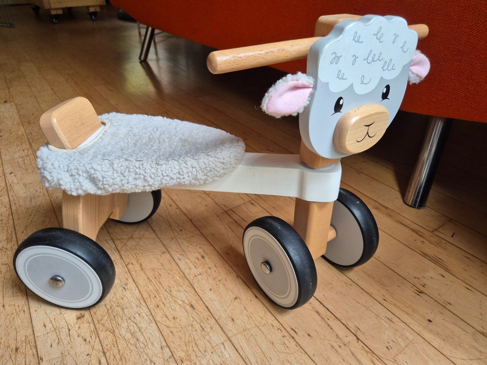 Bigjigs Toys houten loopwagen schaap, Ophalen, Zo goed als nieuw, Duw- of Trekspeelgoed