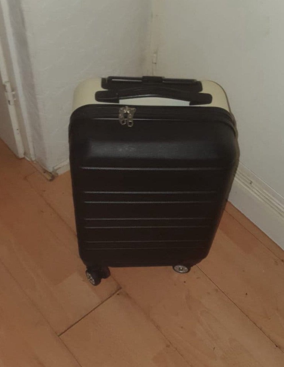Reis koffer trolley 50 cm lengte breedte 30, Sieraden, Tassen en Uiterlijk, Ophalen of Verzenden, Zo goed als nieuw, Hard kunststof