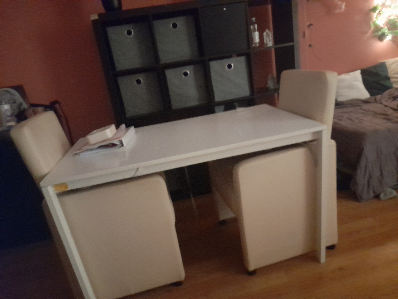 Eethoekje. Met 2 stoelen, Ophalen, Gebruikt