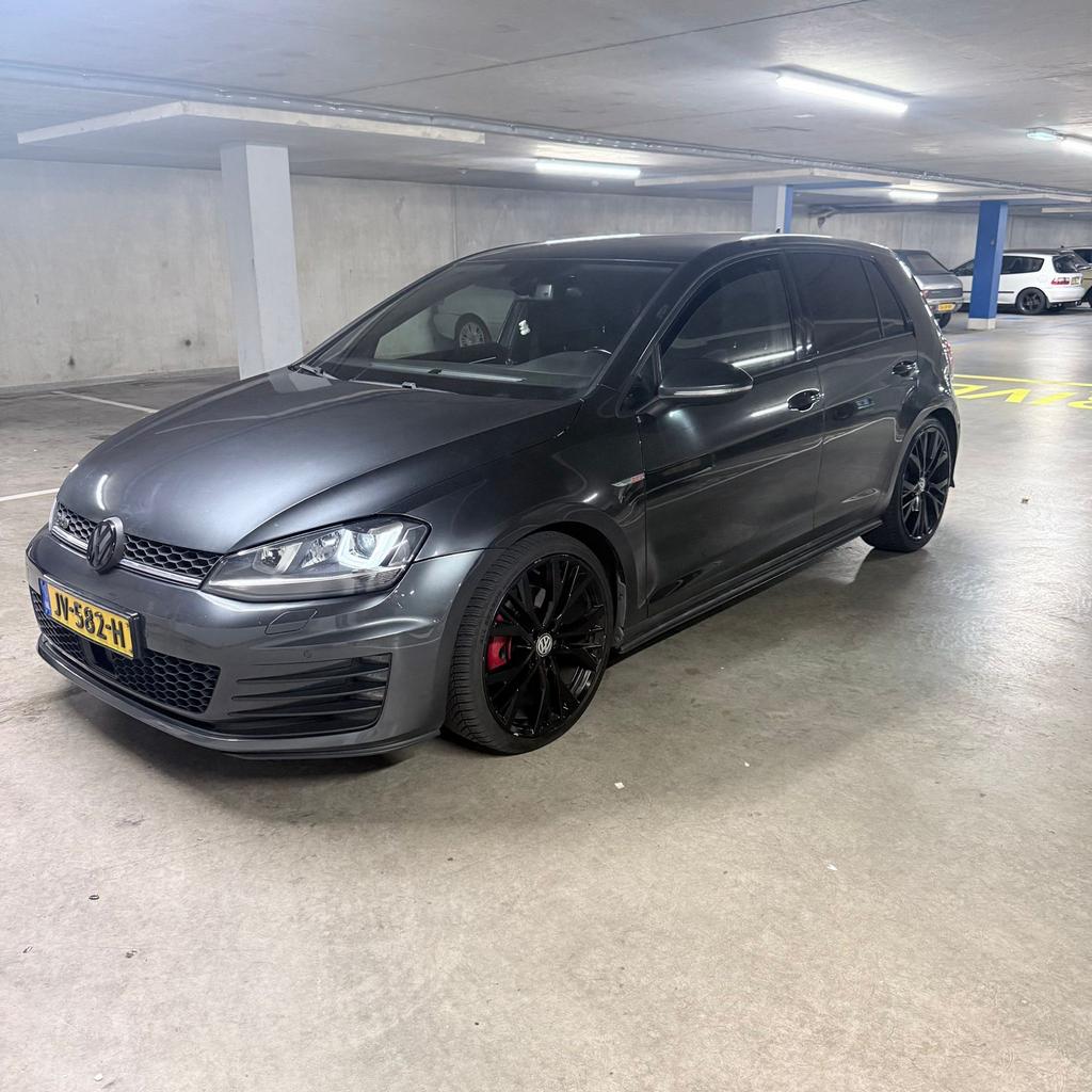 Volkswagen golf GTD 184pk  2015 Grijs, 4 cilinders, Diesel, 1600 kg, 154 €/maand