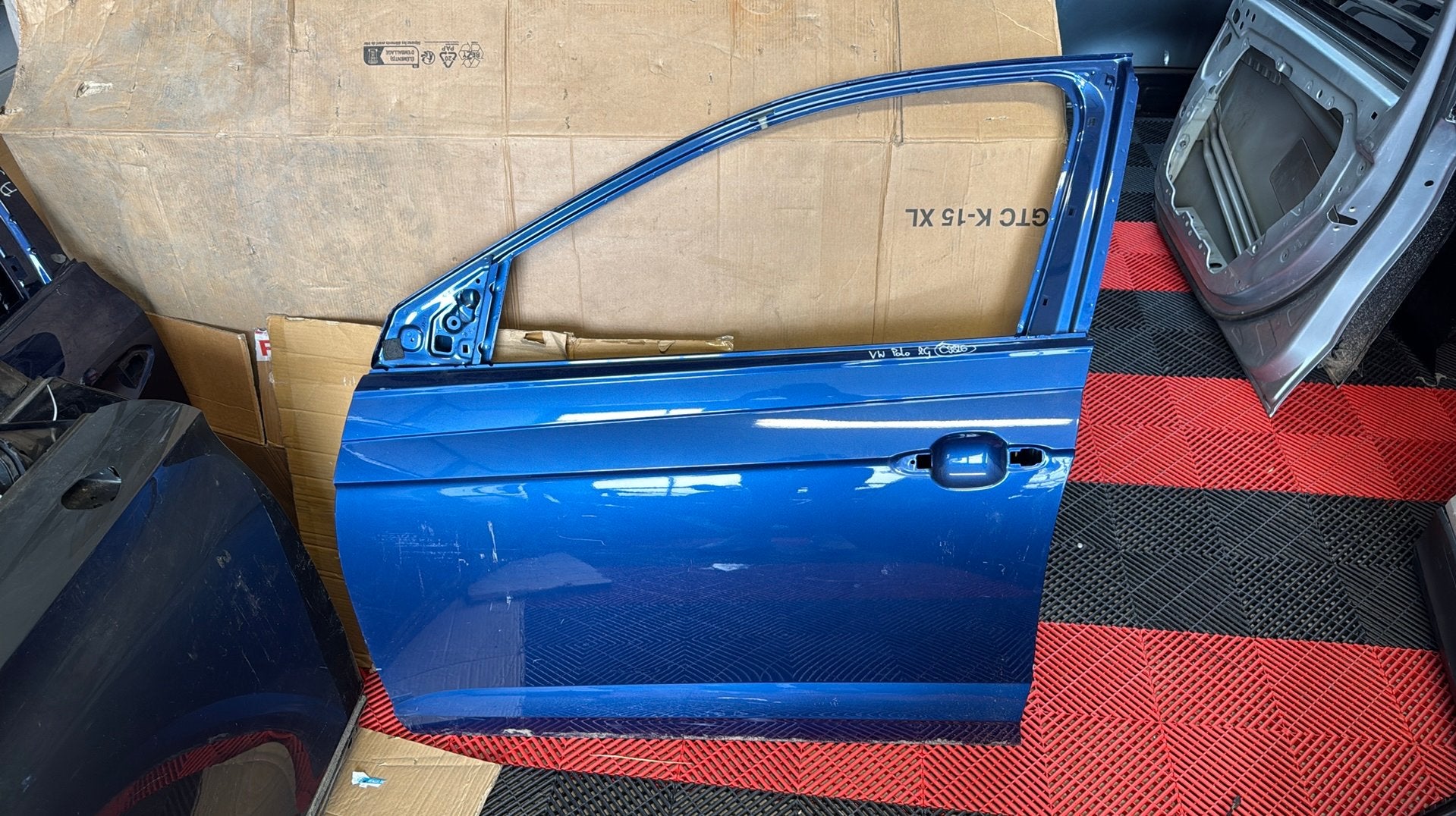 Volkswagen Polo 2G Taigo Links voor portier deur, Ophalen of Verzenden