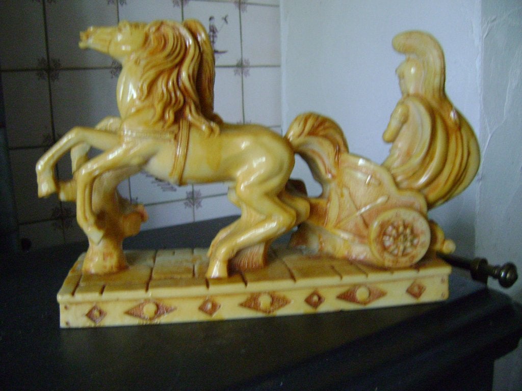 Griekse of Romeinse strijdwagen.  jaren '50, Ophalen of Verzenden, Zo goed als nieuw, Mens