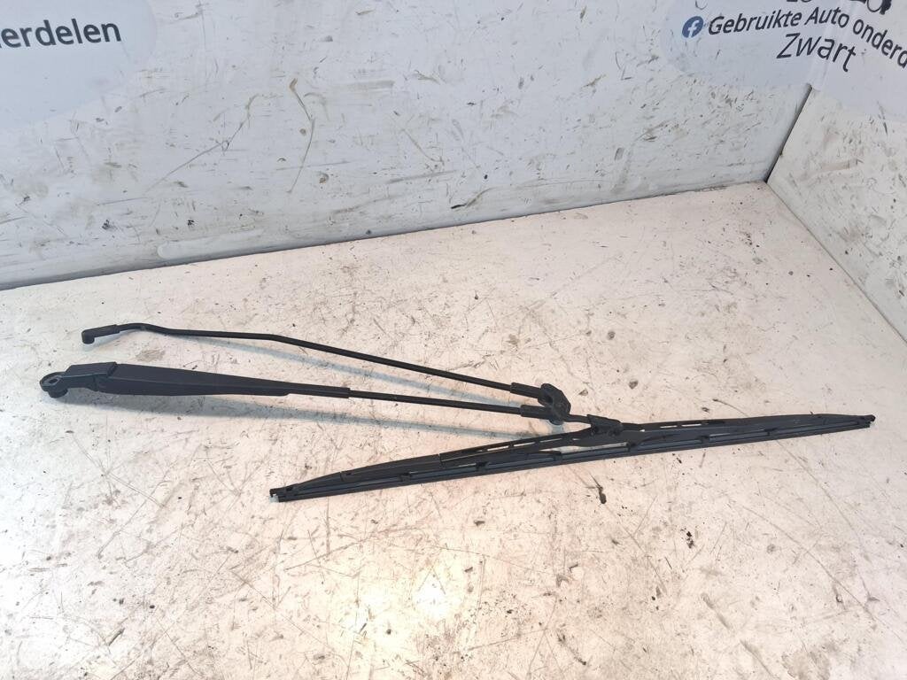 Ruitenwisserarm voor Peugeot 107 ('06-'14) 6405V2, Gebruikt, Ophalen of Verzenden, Peugeot, Peugeot