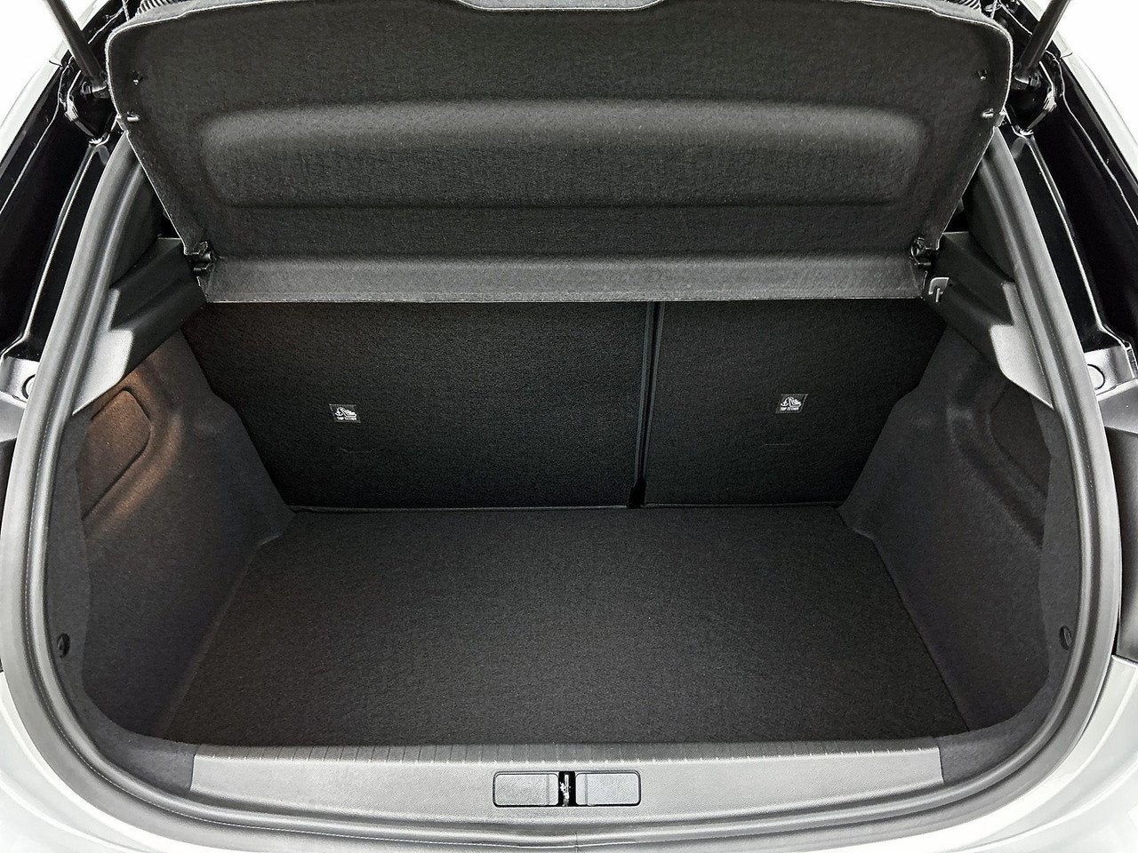 Foto 14 van Opel Corsa 1.2 Turbo Hybrid Ultimate Navigatie | AppleCar Pl