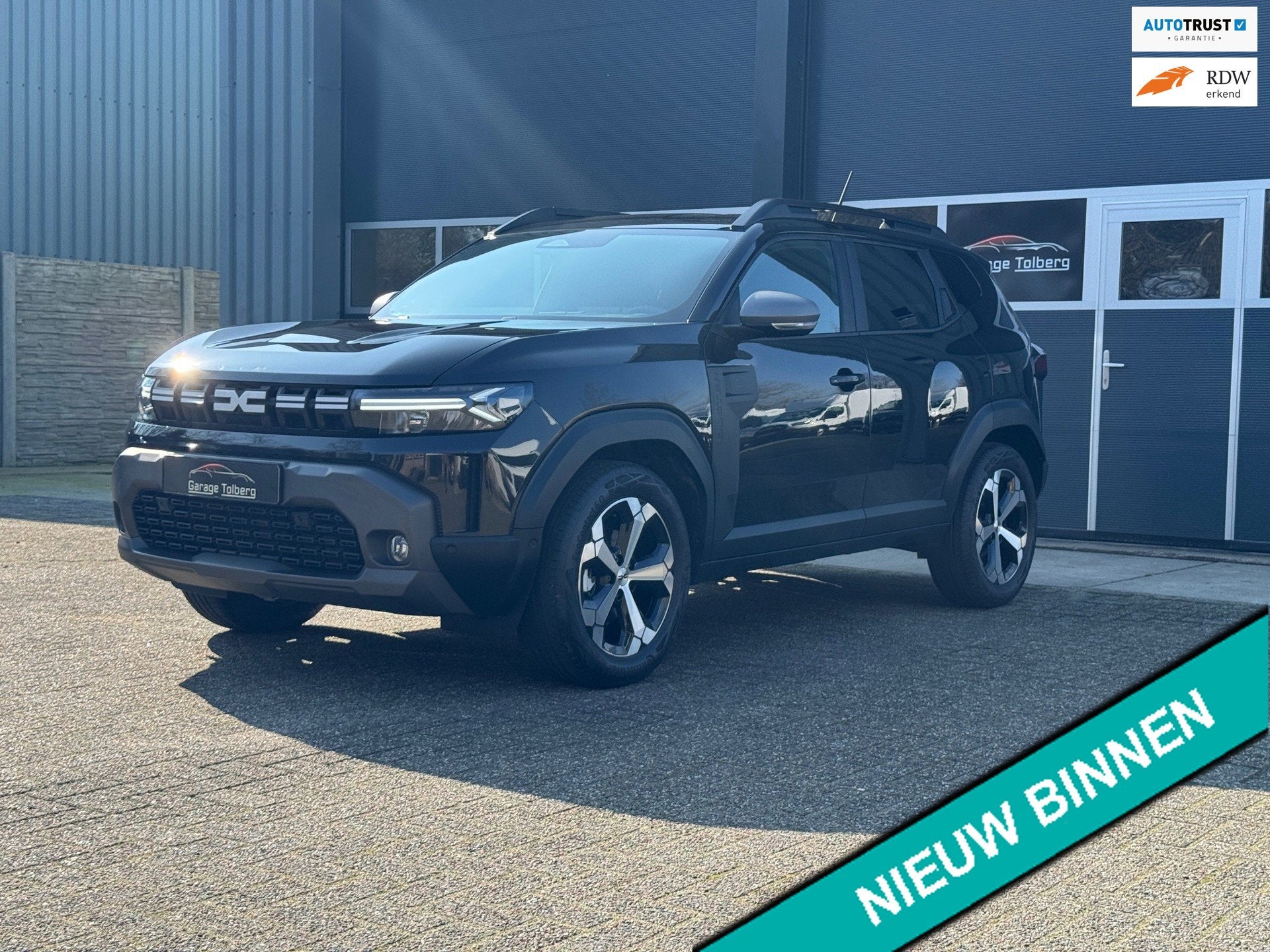 Dacia Duster 1.6 Hybrid 140 Journey 360-camera, Carplay, Sto, Auto's, Dacia, Duster, Zwart, Bedrijf, Nieuw