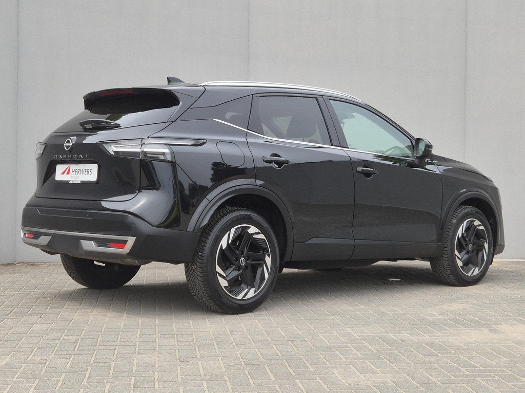 Nissan Qashqai 1.3 MHEV Xtronic N-Connecta / Fabrieksgaranti, Auto's, Nissan, 4 cilinders, Leder en Stof, Zwart, 1365 kg