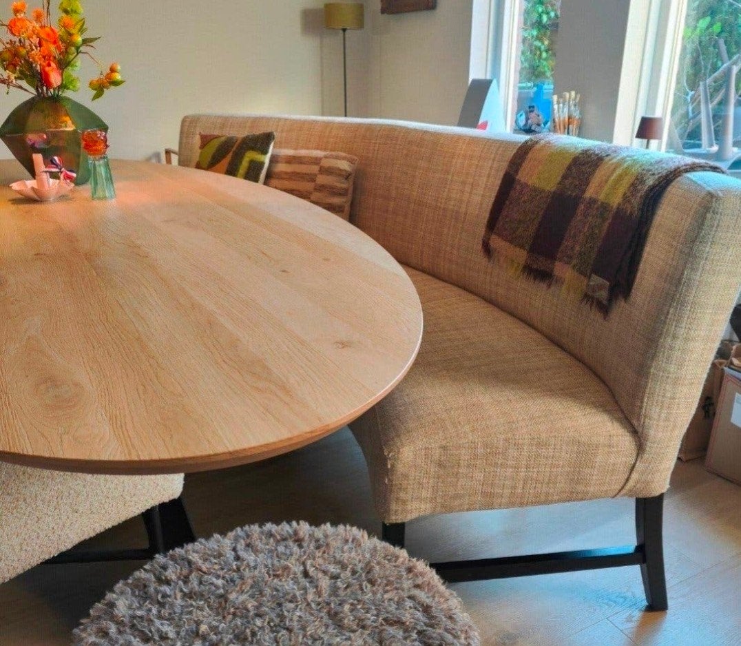 ovale eetbank 240 cm gestoffeerd beige gemêleerd Chivasso, Ophalen, Zo goed als nieuw, Modern luxe landelijk chique, 4 tot 6 stoelen