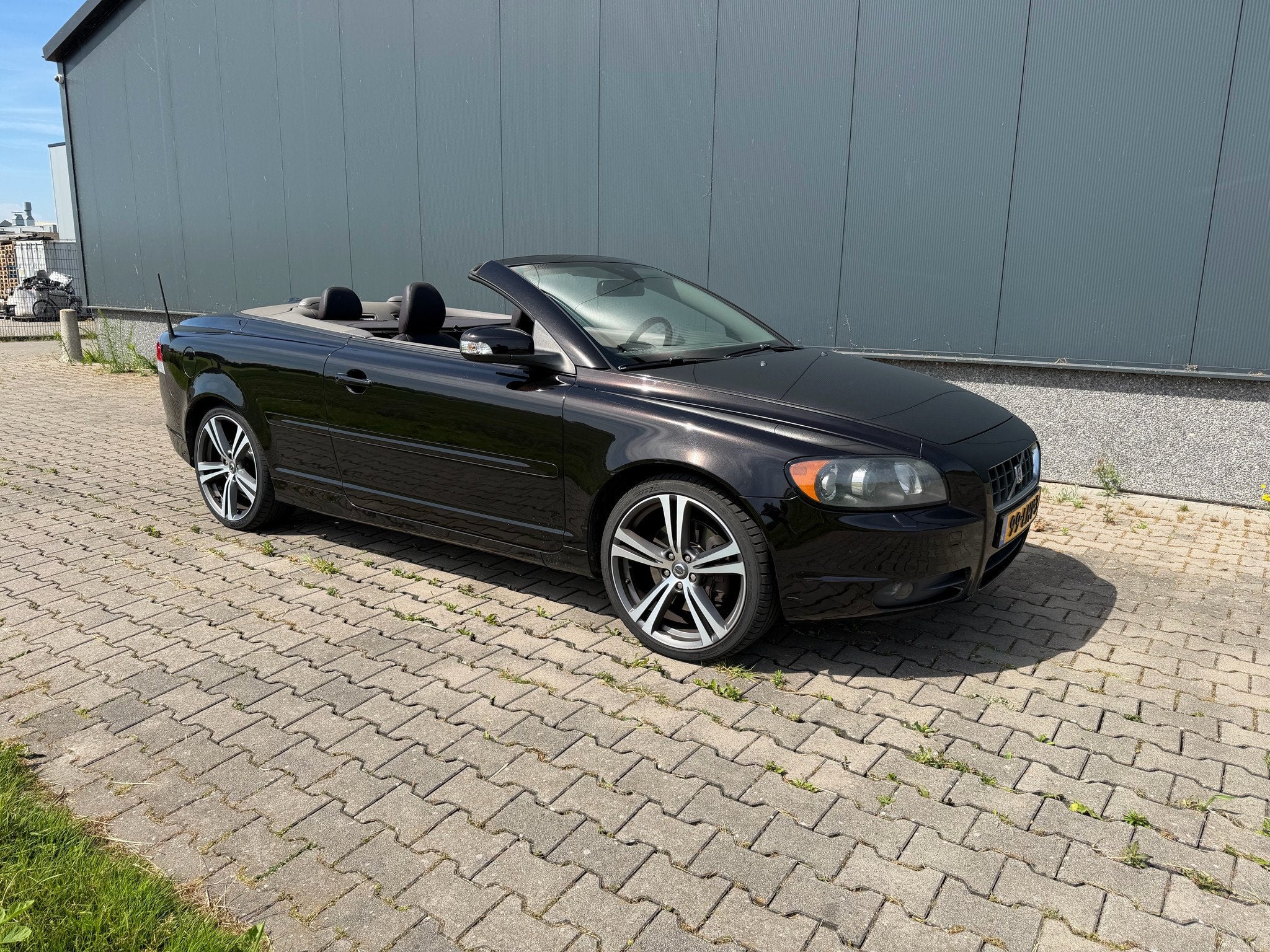 Volvo C70 2.5 T5 Cabrio - Veel vervangen - (bj 2009), Voorwielaandrijving, C70, Cabriolet, 4 stoelen