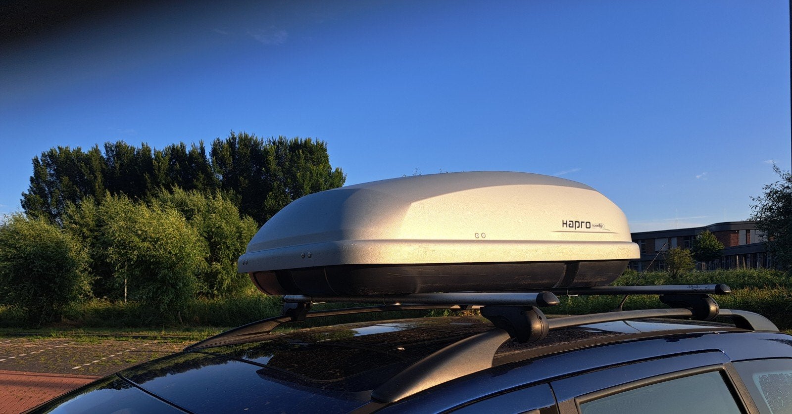 compacte dakkoffer 350l te huur, Ophalen, Zo goed als nieuw