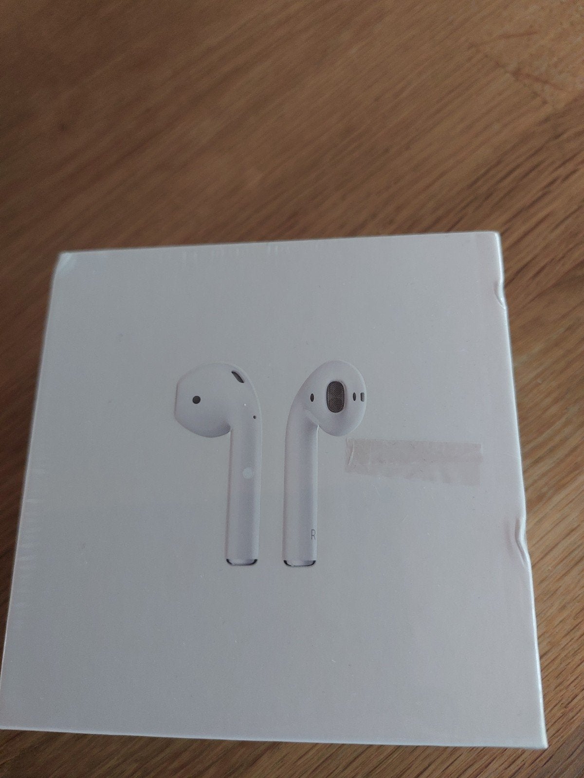 Apple AirPods met draadloze oplaadcase