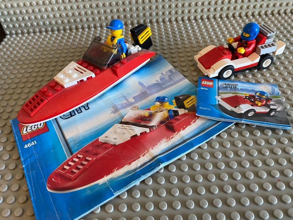 Lego City set 4641 Speedboot en set 30150 Raceauto + boekjes, Lego, Ophalen of Verzenden, Compleet, Complete set
