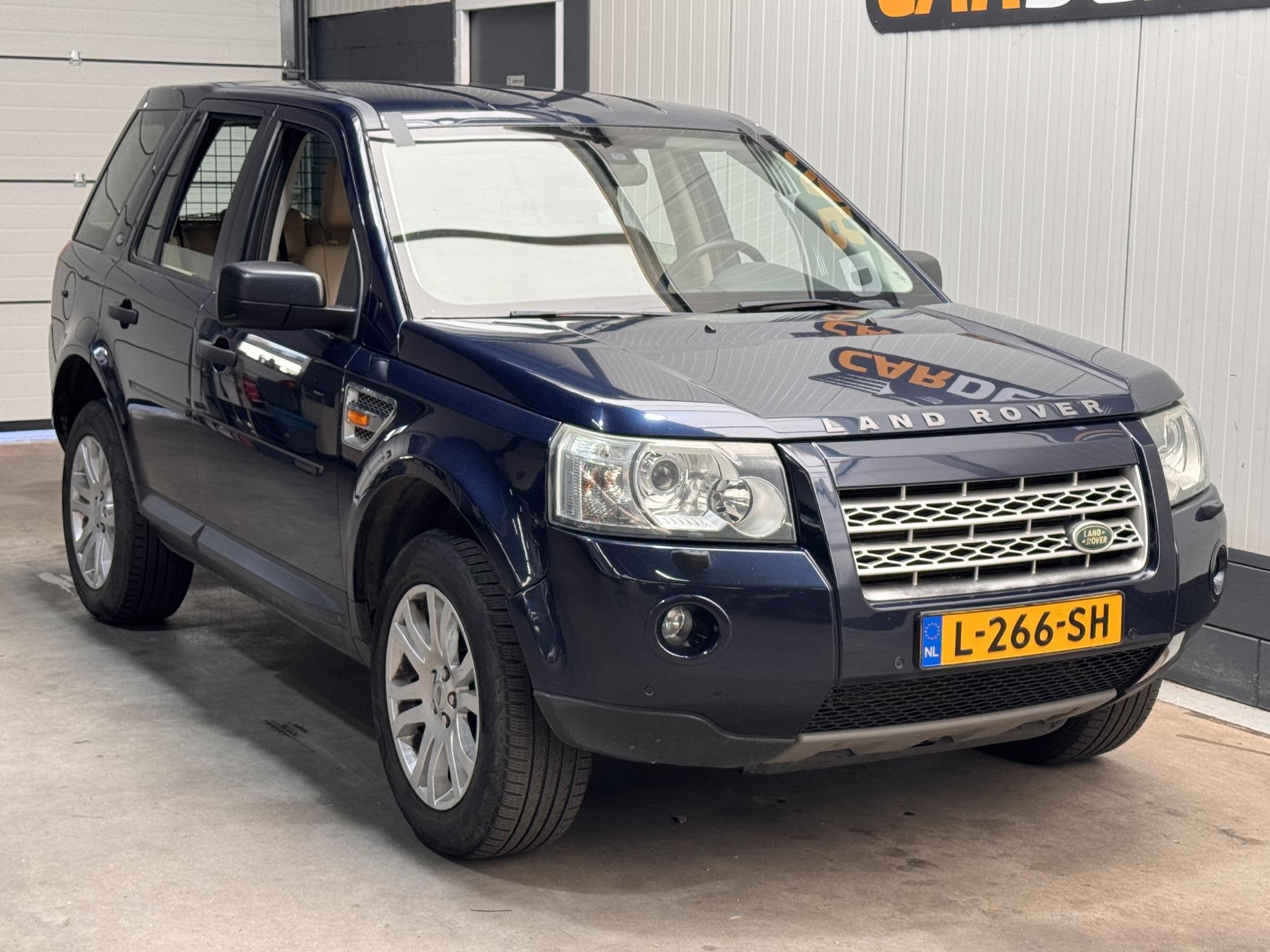 Land Rover Freelander 3.2 i6 SE, Auto's, Land Rover, Automaat, 232 pk, Gebruikt, 2000 kg