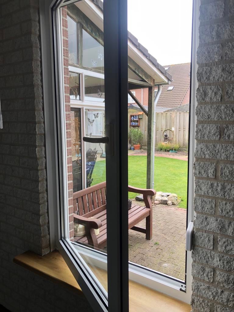 Draaikiepraam met kozijn, kunststof met Hr-glas, Ophalen, Gevelraam of Ruit, Gebruikt, 80 tot 120 cm