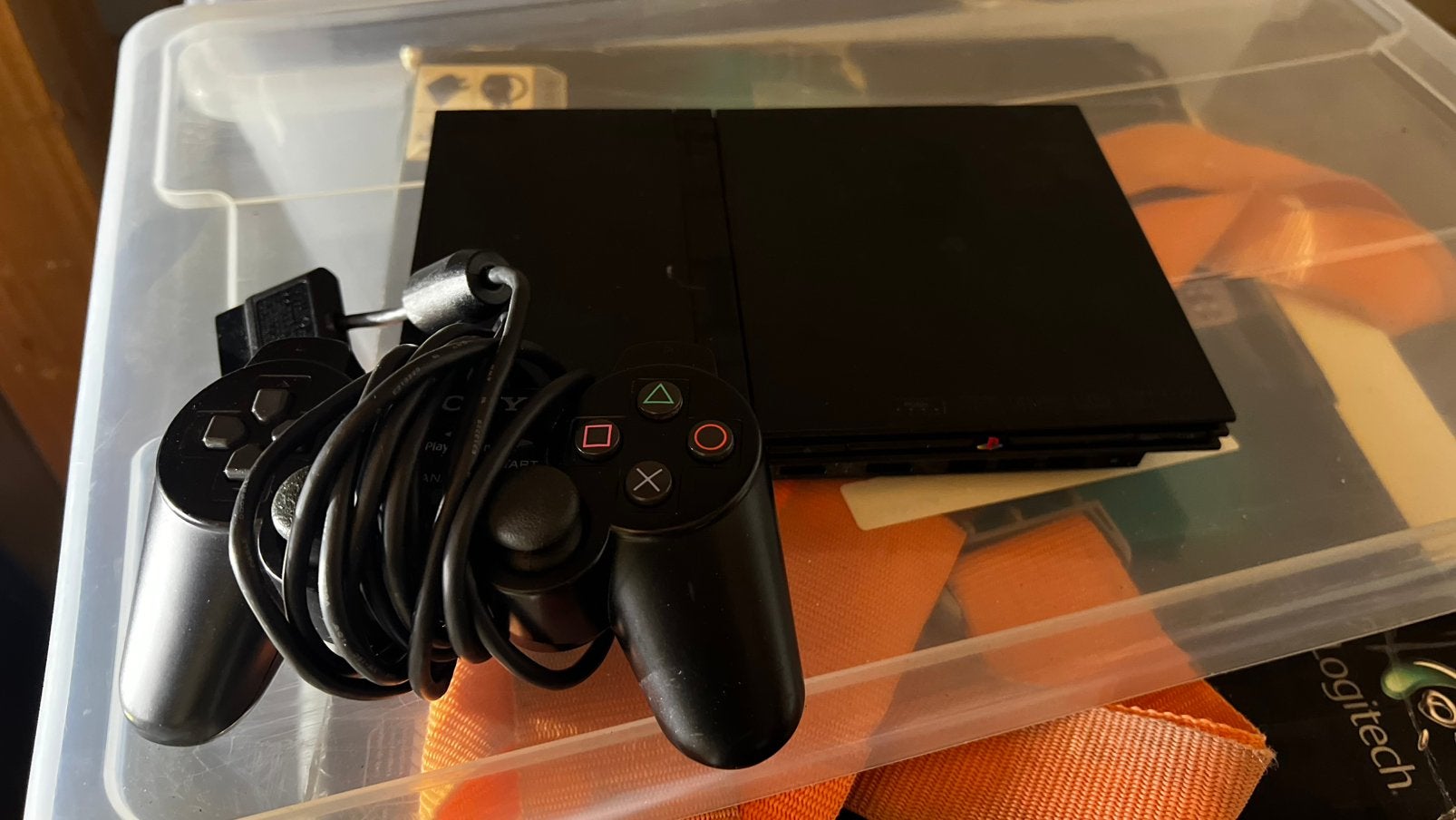 Playstation 2 slim line met 1x bedraade controller, Ophalen of Verzenden, Gebruikt, Met 1 controller