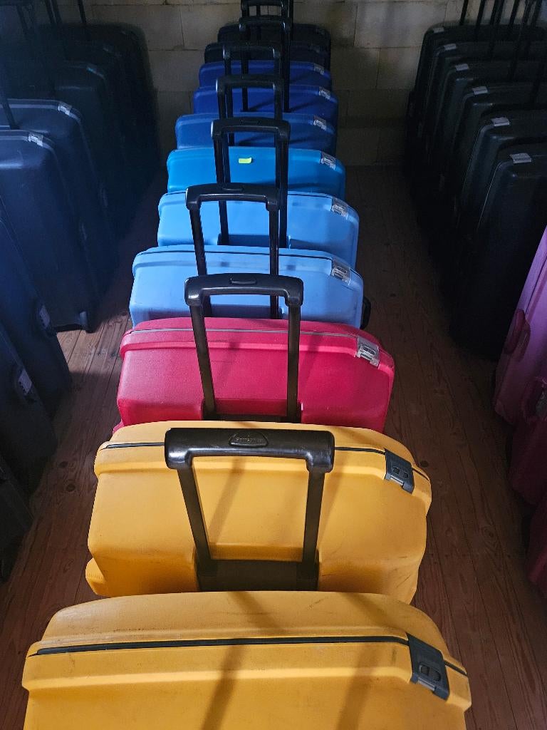 Samsonite / American Tourister Ruimbagage, Sieraden, Tassen en Uiterlijk, Koffers, Hard kunststof, 45 tot 55 cm, Ophalen of Verzenden